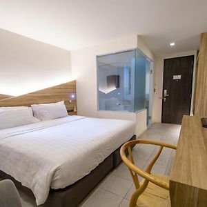 Deluxe Zimmer mit Kingsize-Bett